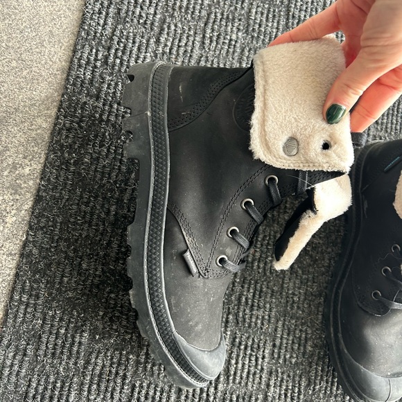 Palladium Boots - Picture 4 of 5